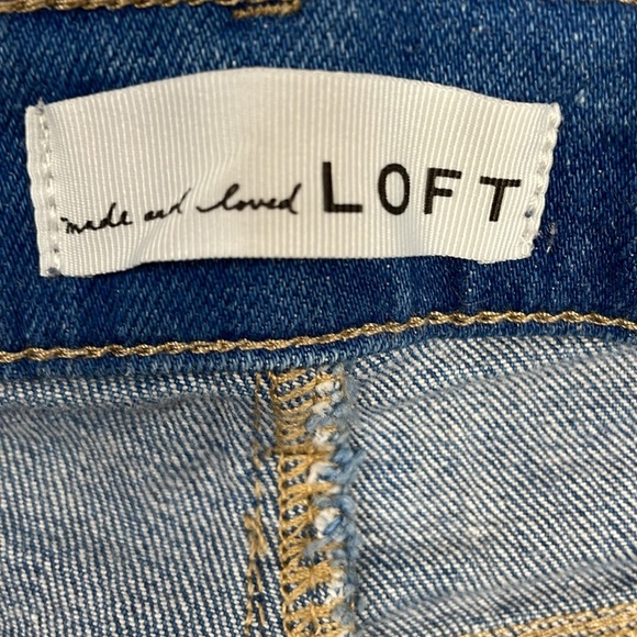 NWOT Loft The Girlfriend Mid Rise Jeans in Original Mid Indigo Wash Denim 26/2 - Picture 12 of 16